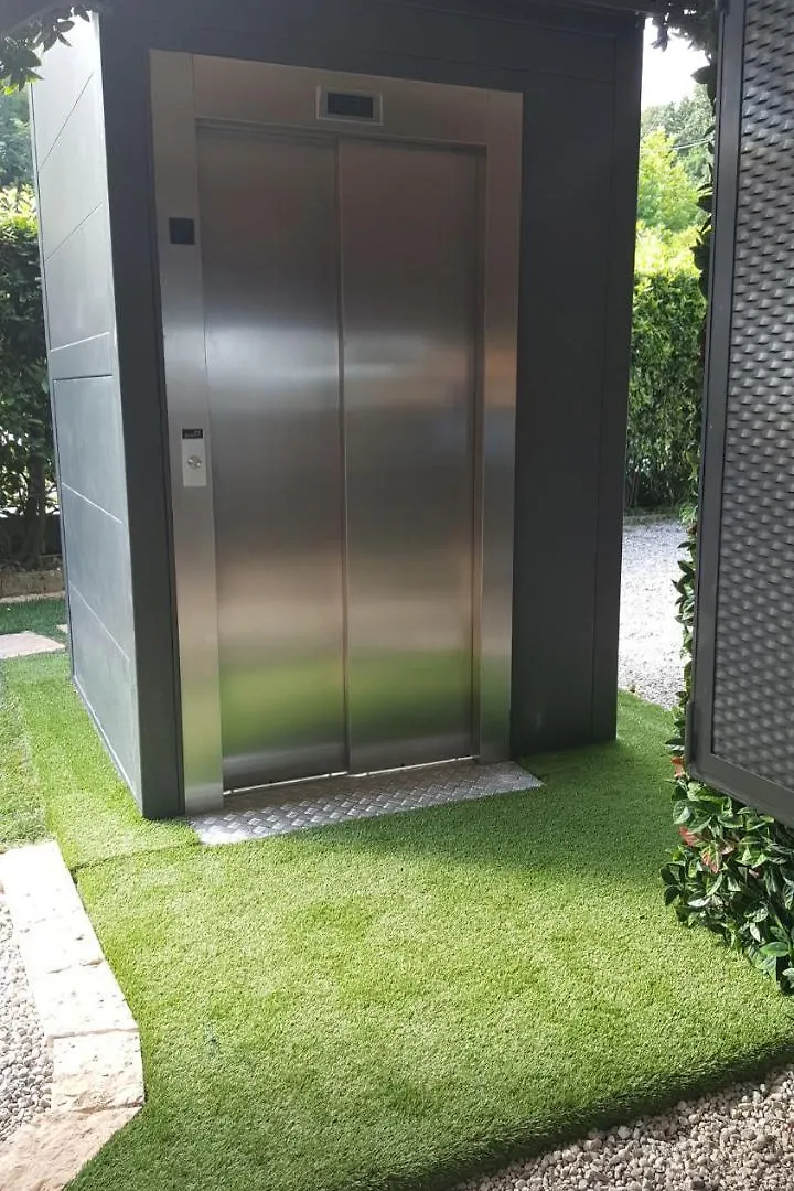 Residence Villalsole サン・フェリーチェ・デル・ベナーコ リゾート