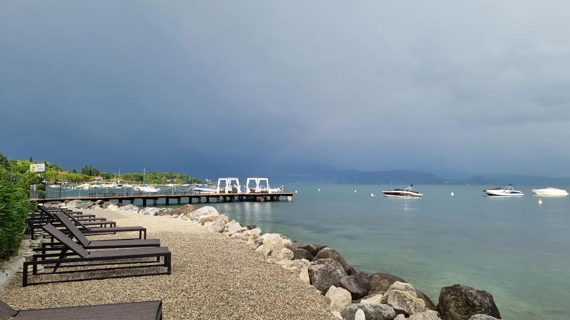 Residence Villalsole San Felice del Benaco Italia