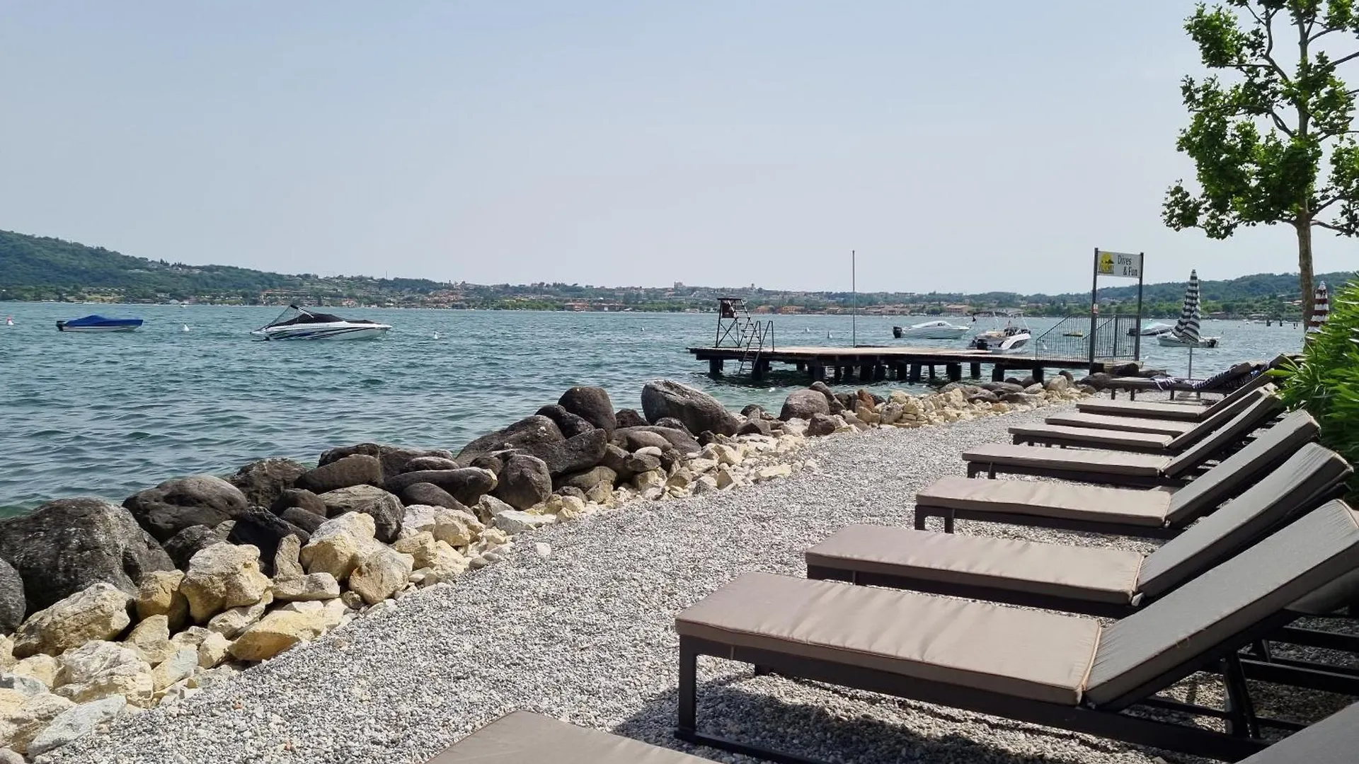Residence Villalsole San Felice del Benaco 3*,  Italia